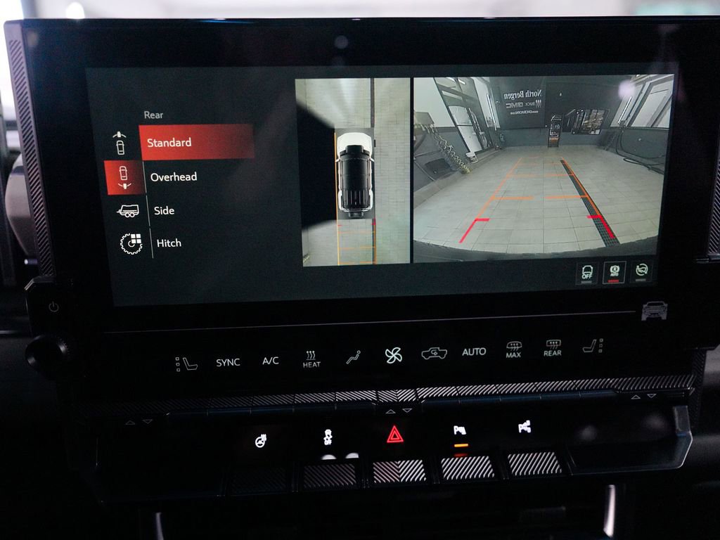 Used 2026 GMC Hummer EV SUV AWD/4WD image 18