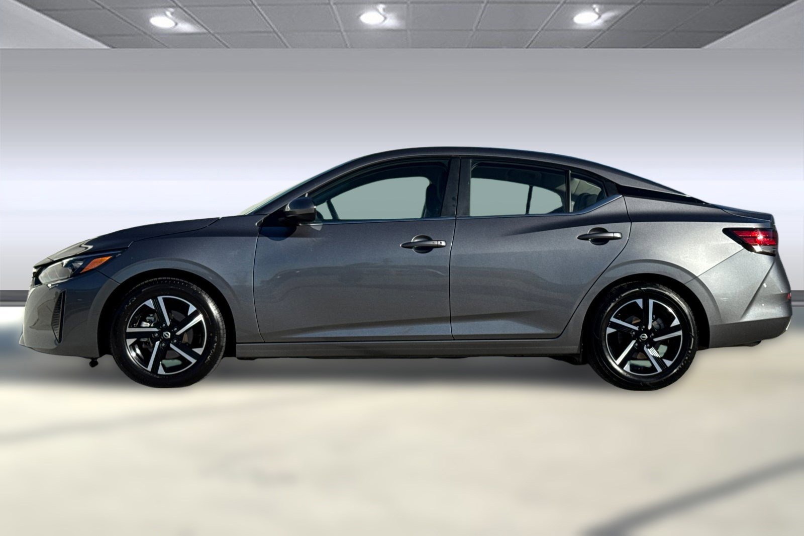 Used 2024 Nissan Sentra SV image 6