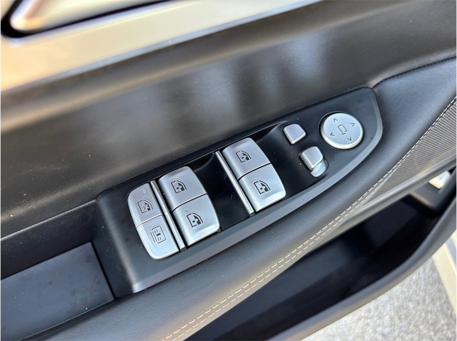 Used 2018 BMW 750i 750i Sedan 4D image 25