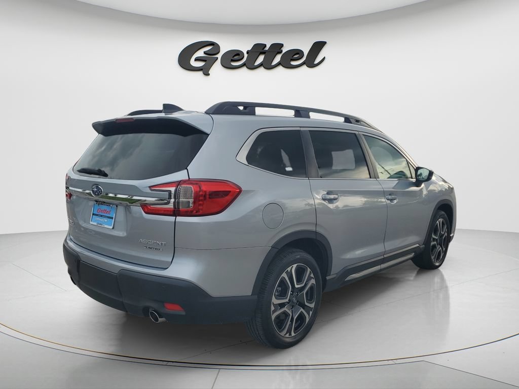 Used 2024 Subaru Ascent Limited w/ Technology Package AWD/4WD image 5