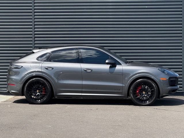 Used 2023 Porsche Cayenne GTS AWD/4WD image 8