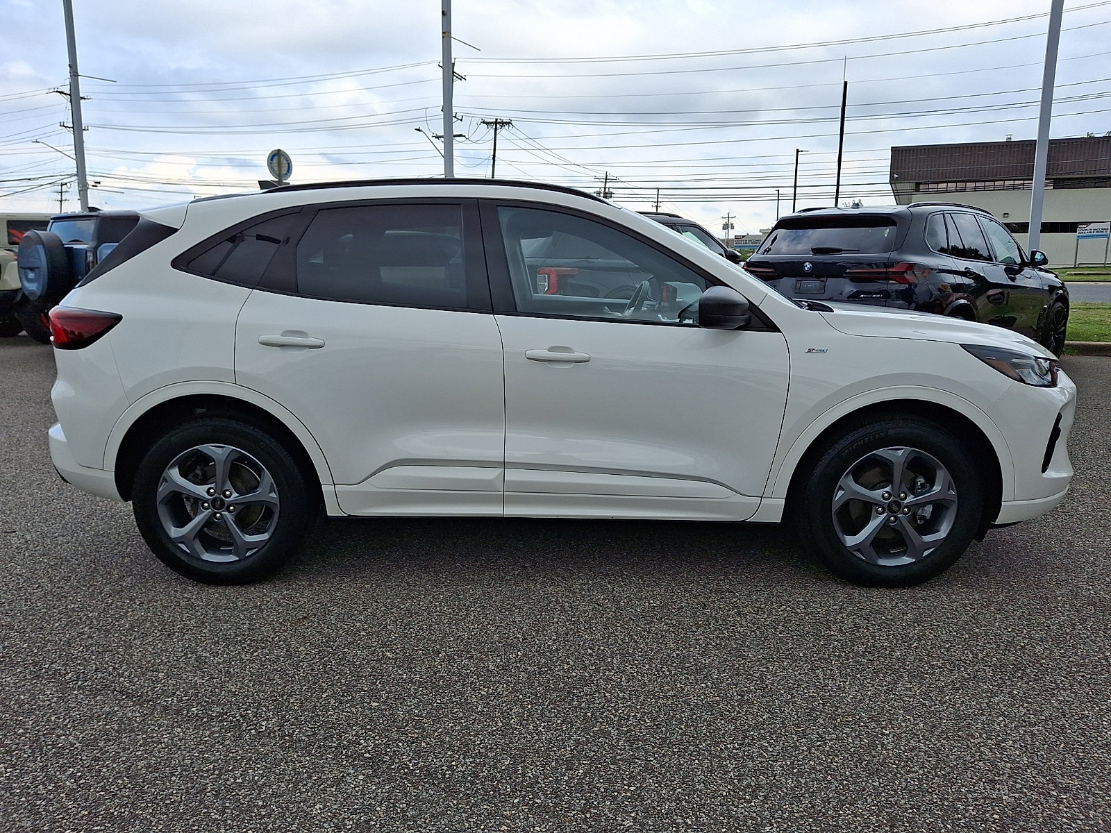 Certified 2023 Ford Escape ST-Line w/ Tech Pack #1 AWD/4WD image 12