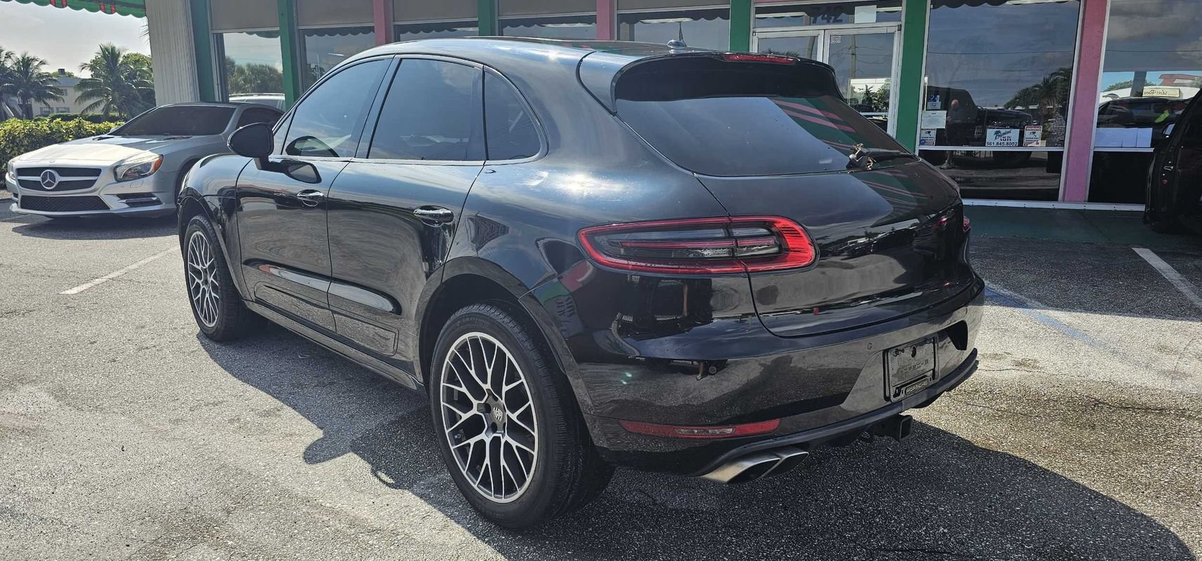Used 2015 Porsche Macan Turbo AWD/4WD image 3