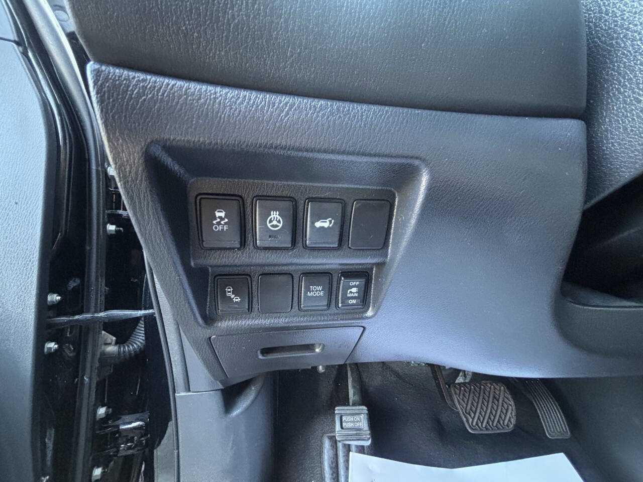 Used 2020 Nissan Pathfinder SL image 12