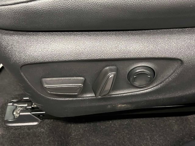 Used 2024 Toyota Grand Highlander XLE image 19