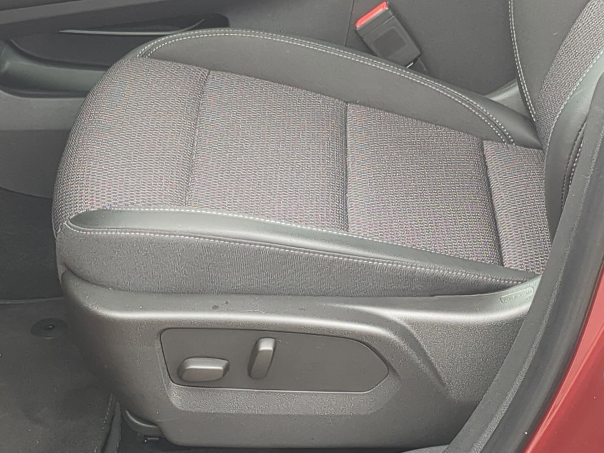 Used 2023 Buick Envision Preferred image 13