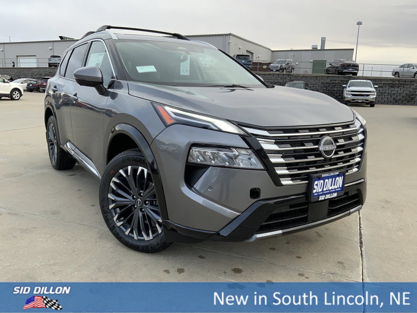 New 2026 Nissan Rogue Platinum w/ Platinum Premium Package image 2