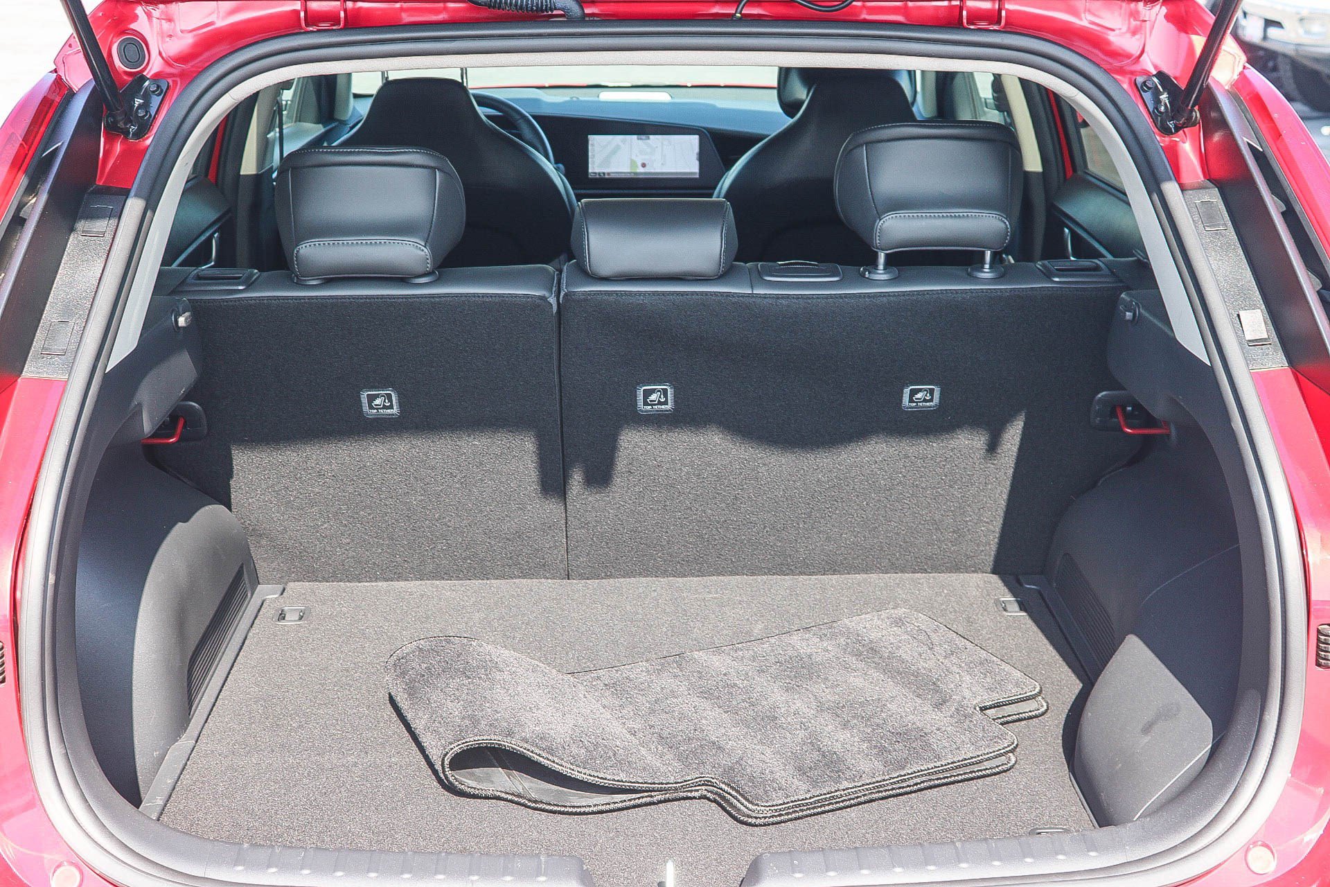 Used 2025 Kia Niro LX FWD image 26