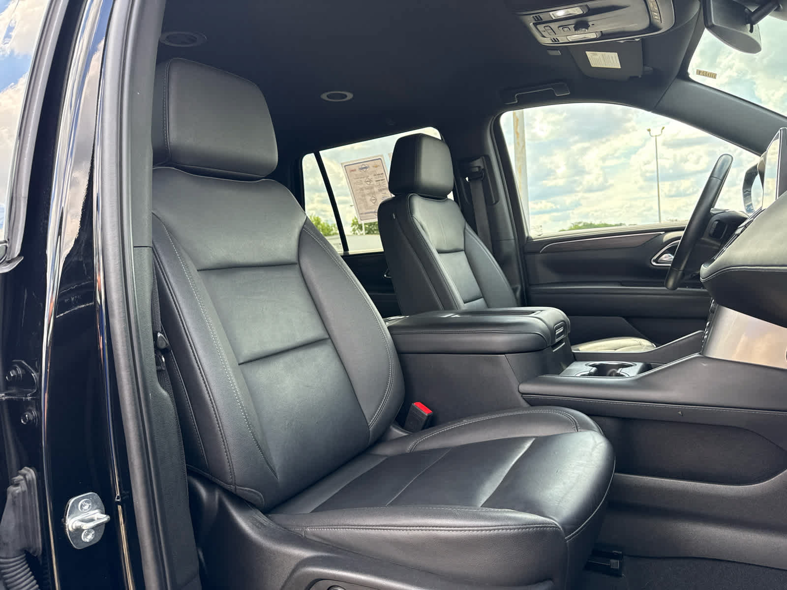 Certified 2024 Chevrolet Tahoe LT AWD/4WD image 25