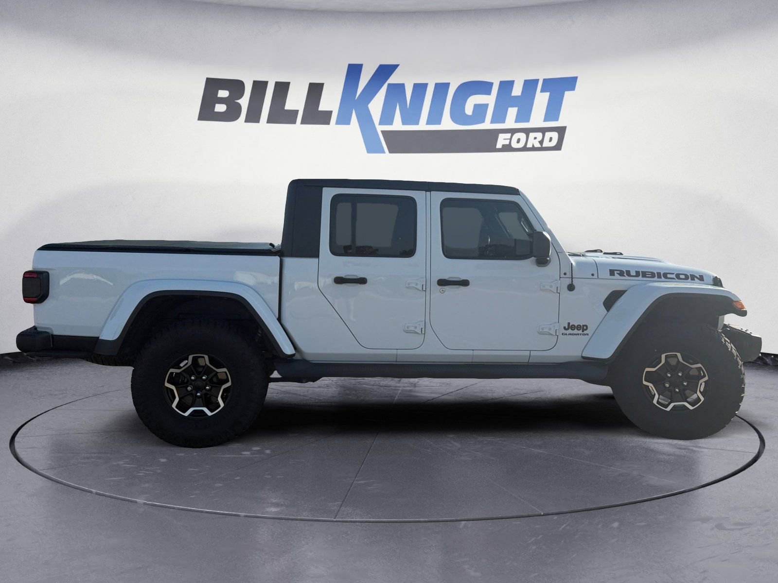 Used 2020 Jeep Gladiator Rubicon AWD/4WD image 3