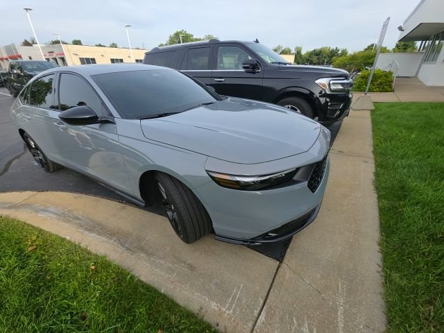 Used 2026 Honda Accord Sport image 7