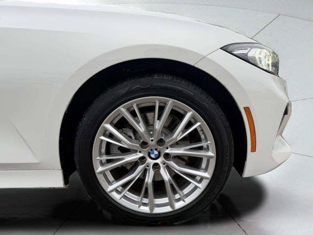 Used 2023 BMW 330i xDrive Sedan w/ Driving Assistance Package AWD/4WD image 54
