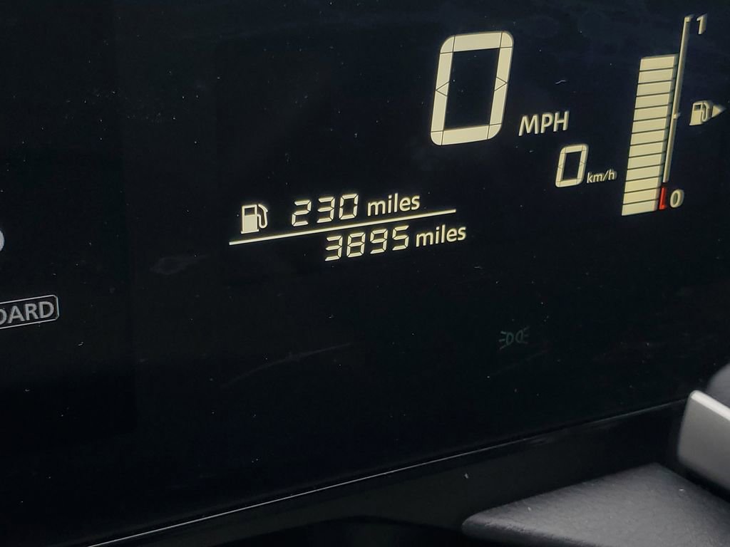 Used 2025 Nissan Kicks S image 15