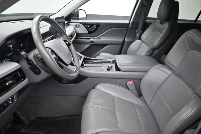 Used 2020 Lincoln Aviator Reserve w/ Equipment Group 202A AWD/4WD image 17
