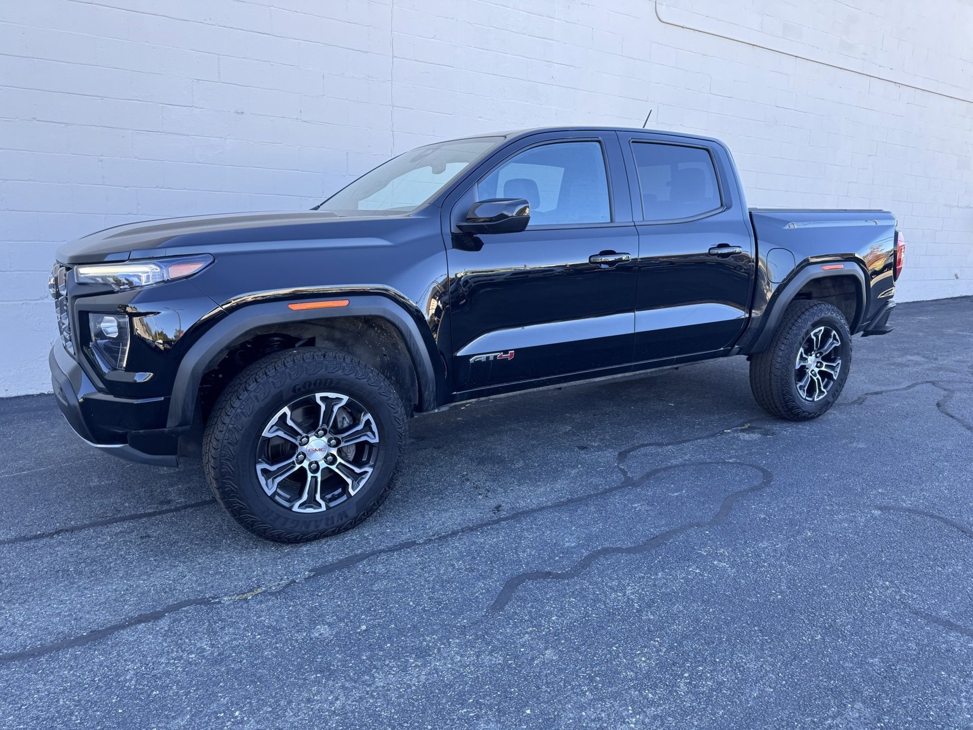 Used 2024 GMC Canyon AT4