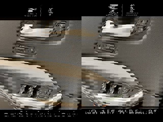 Used 2025 Cadillac XT4 Premium Luxury AWD/4WD image 24