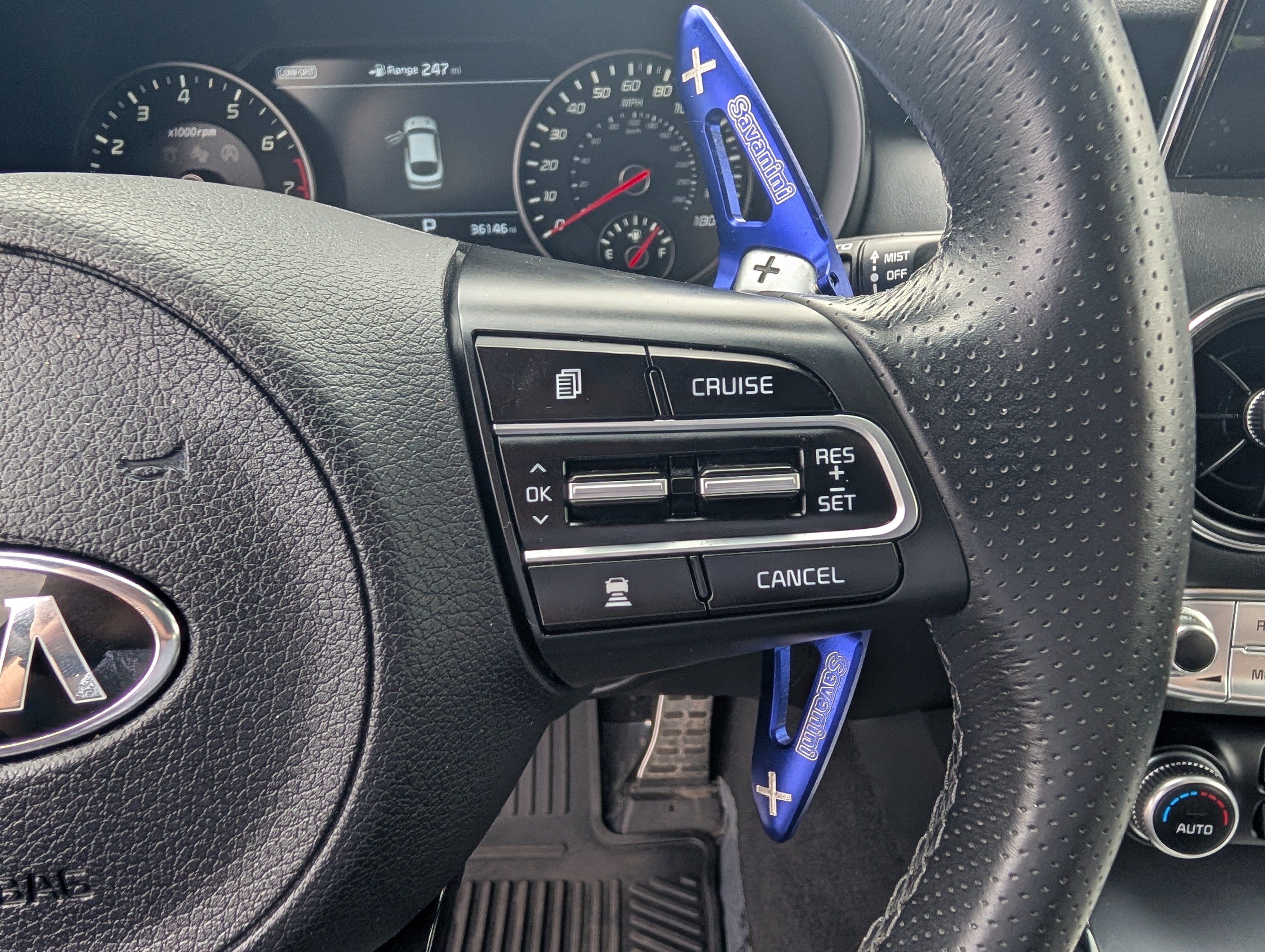 Used 2020 Kia Stinger GT2 AWD/4WD image 17