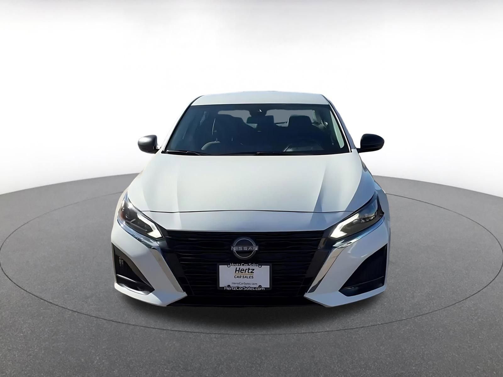 Used 2025 Nissan Altima 2.5 SV image 4