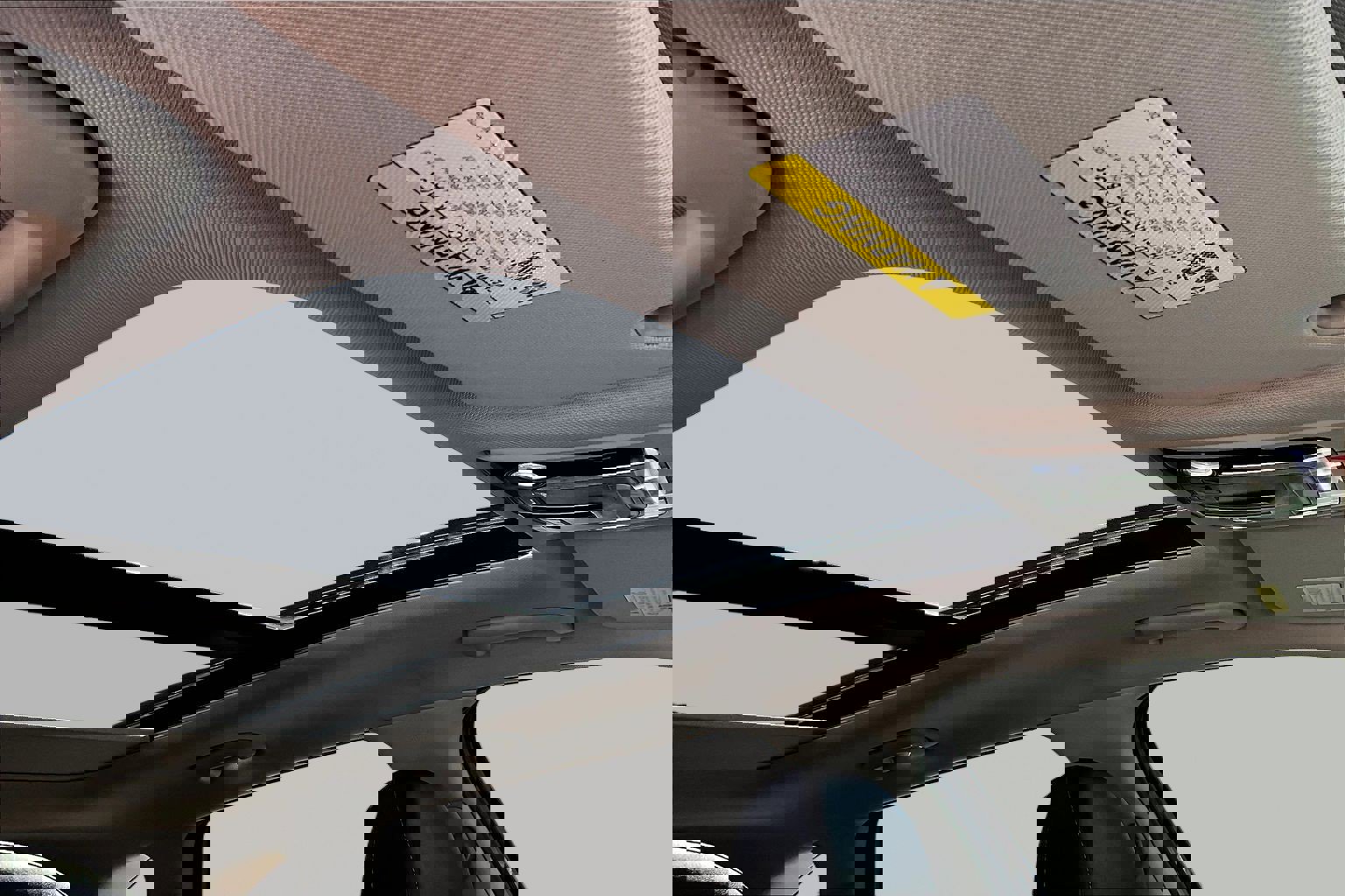 Used 2023 Kia Sorento S w/ Panoramic Sunroof Package image 27