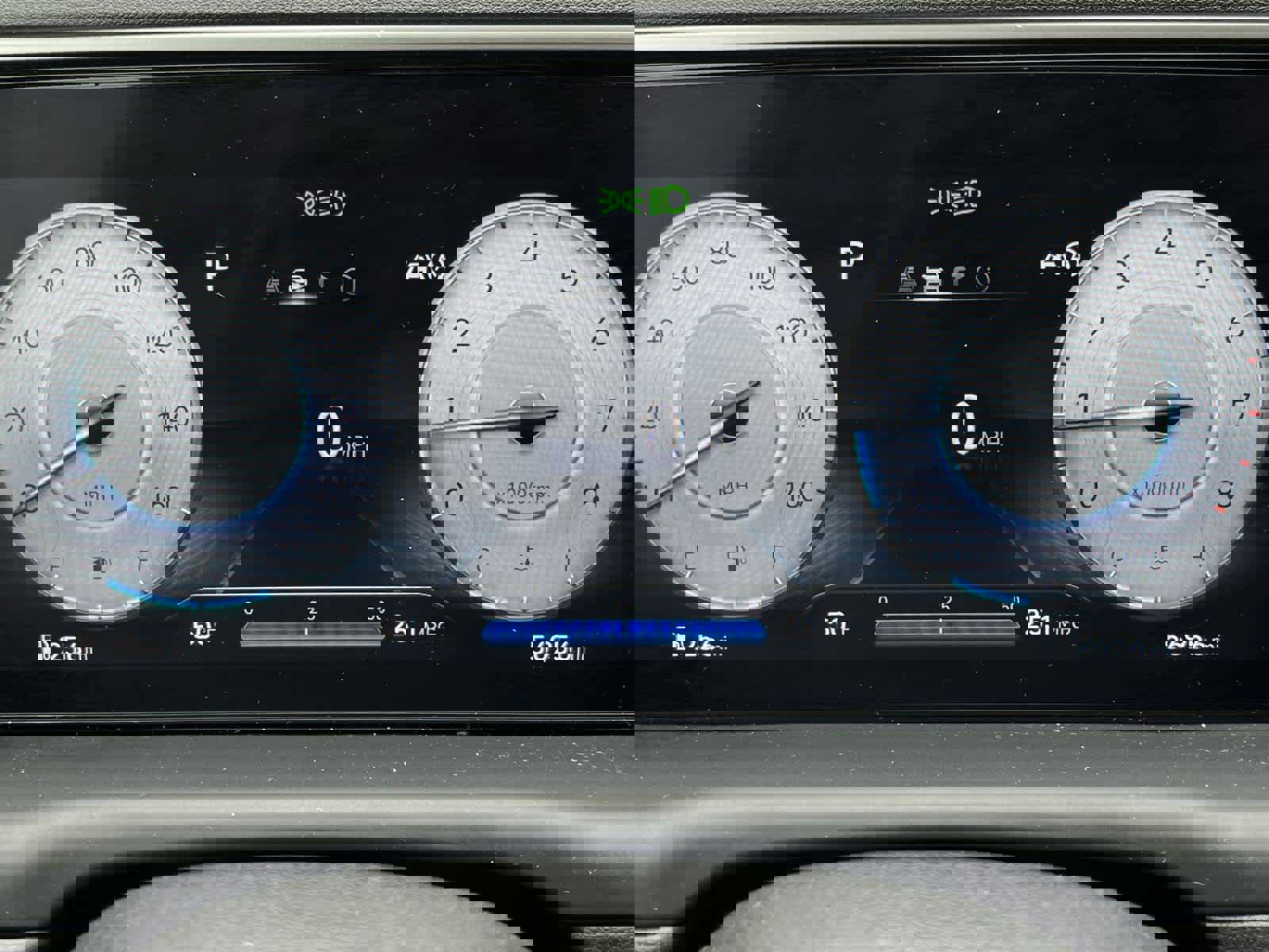 Used 2024 Hyundai Tucson Limited image 32