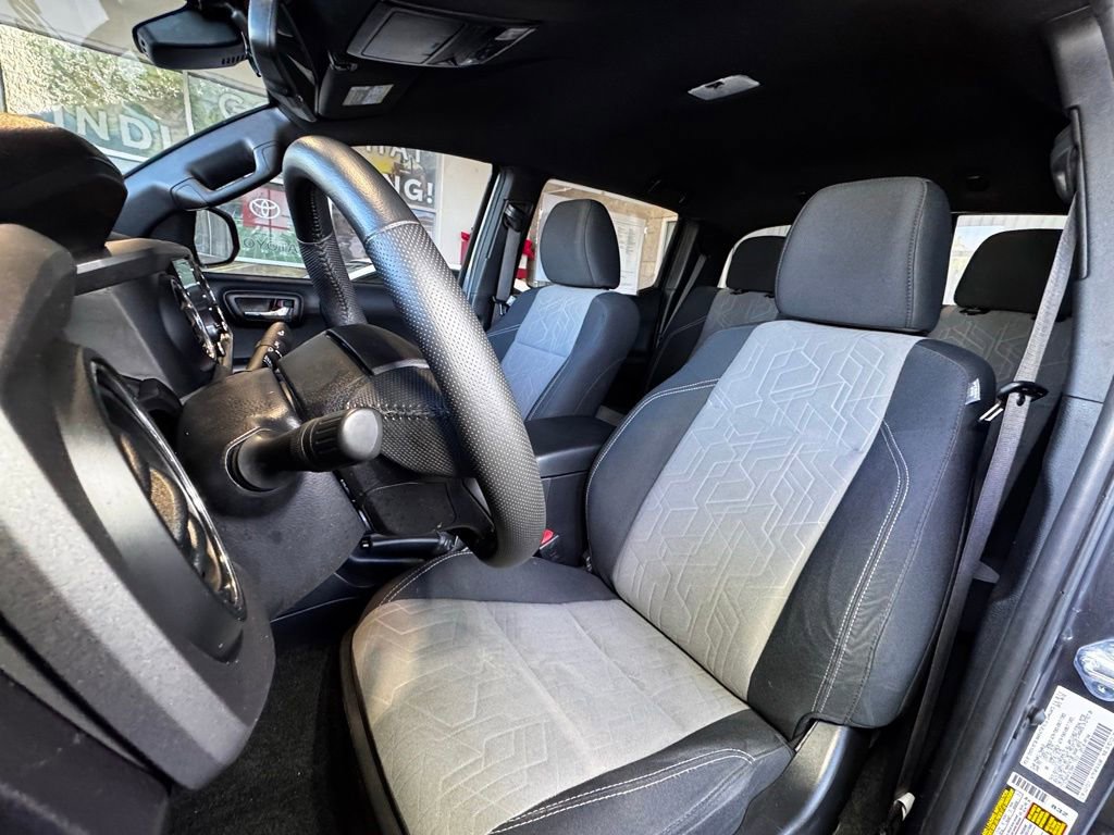 Certified 2022 Toyota Tacoma TRD Sport w/ Technology Package image 25