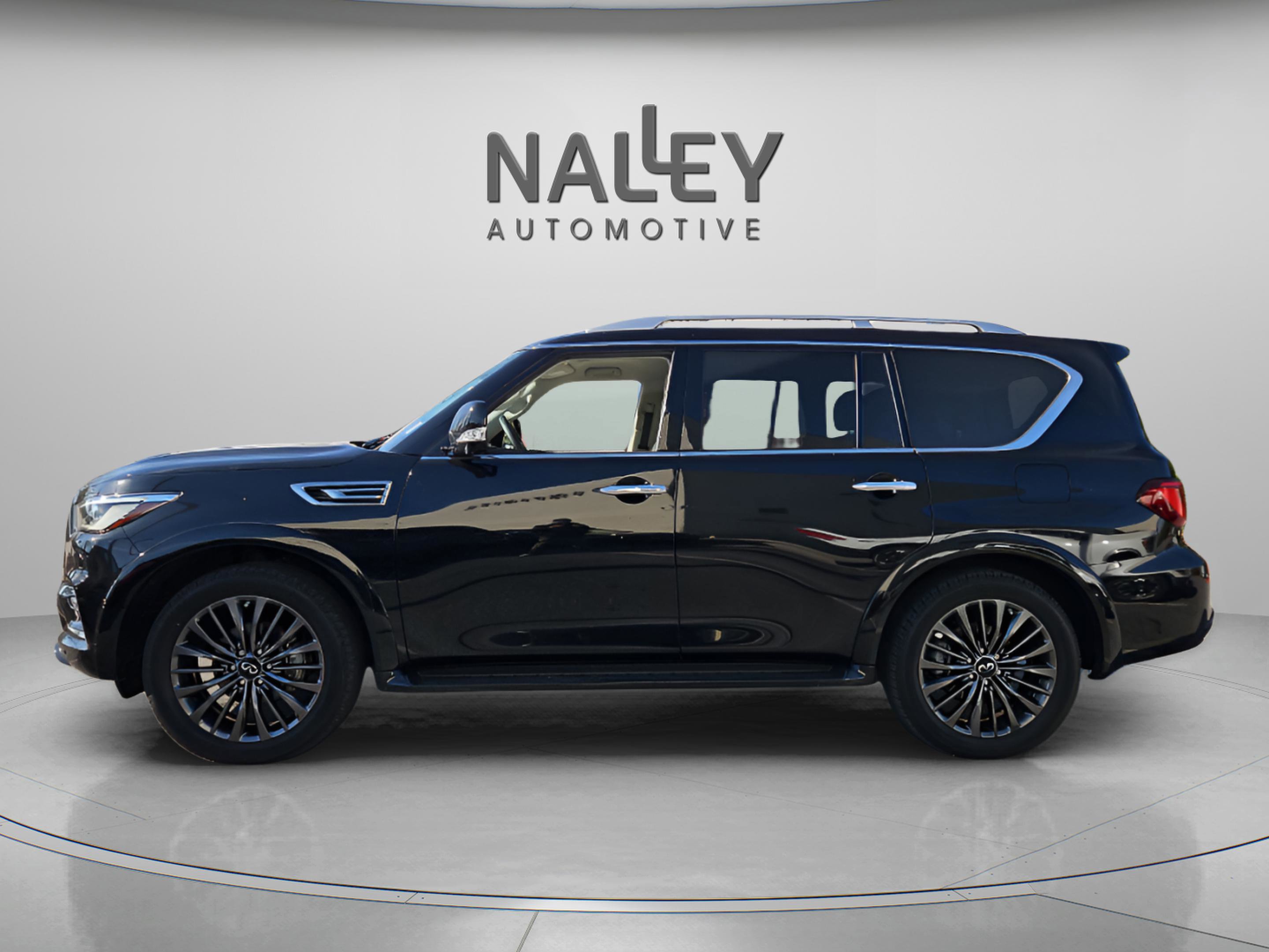 Used 2023 INFINITI QX80 Premium Select w/ Cargo Package image 2