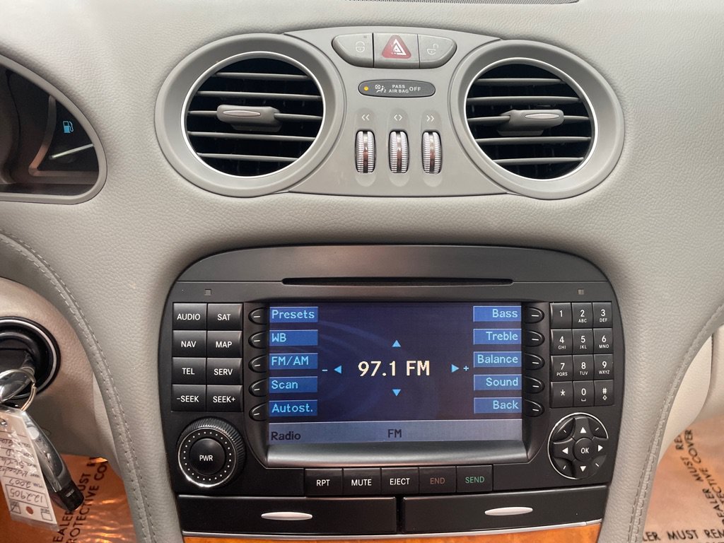 Used 2007 Mercedes-Benz SL 550 image 30