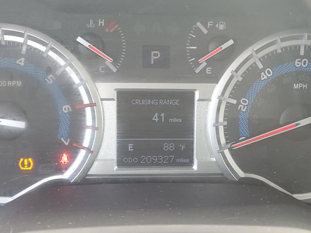 Used 2017 Toyota 4Runner Limited AWD/4WD image 25