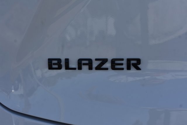 New 2026 Chevrolet Blazer LT w/ Midnight/Sport Edition image 7