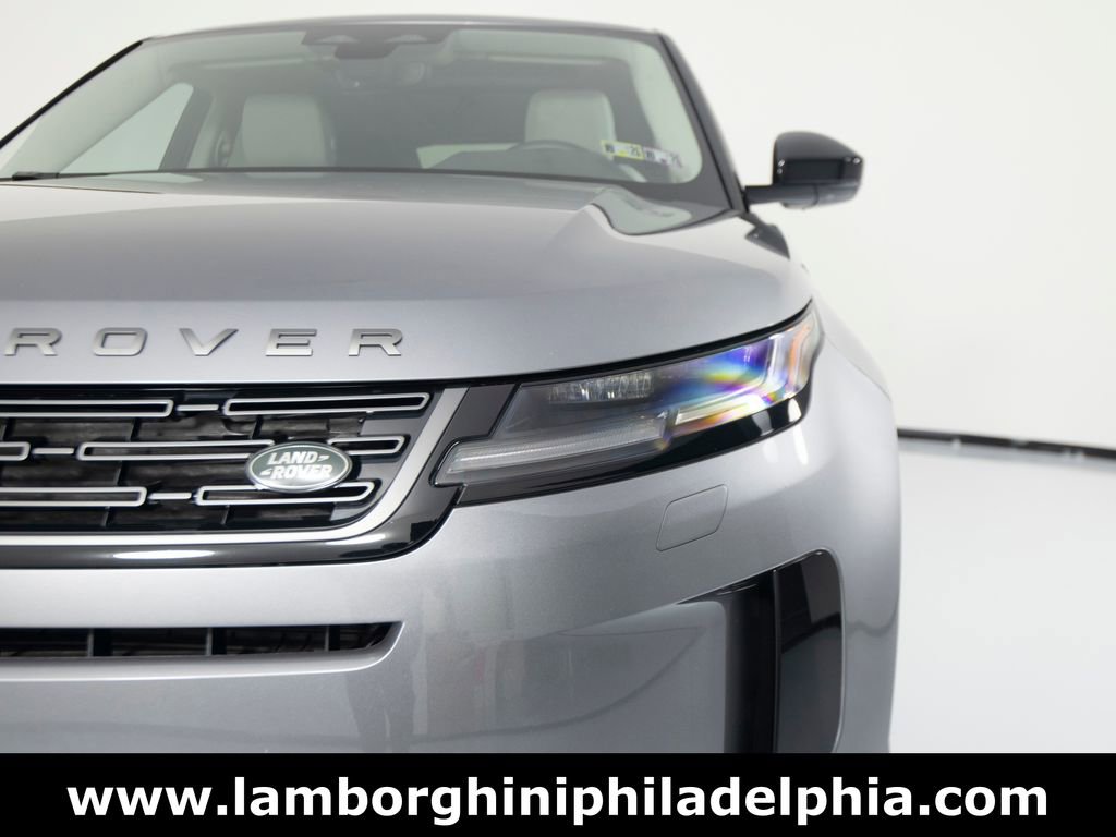 Used 2025 Land Rover Range Rover Evoque S AWD/4WD image 39