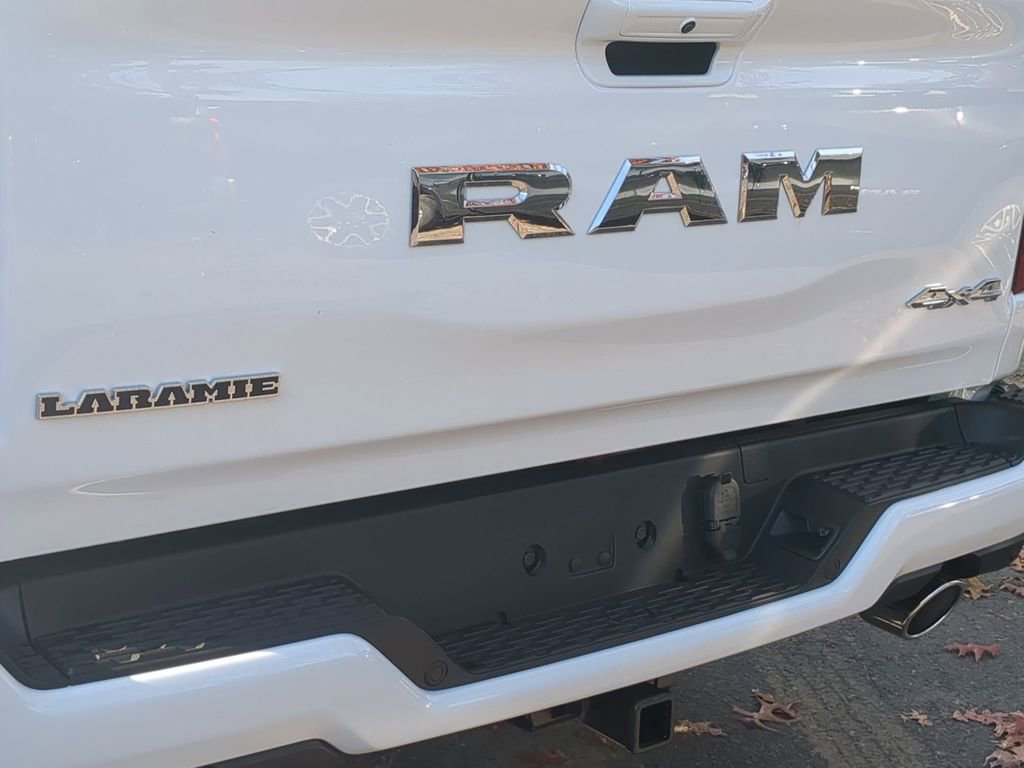 New 2026 RAM 1500 Laramie w/ Laramie Preferred Package AWD/4WD image 18