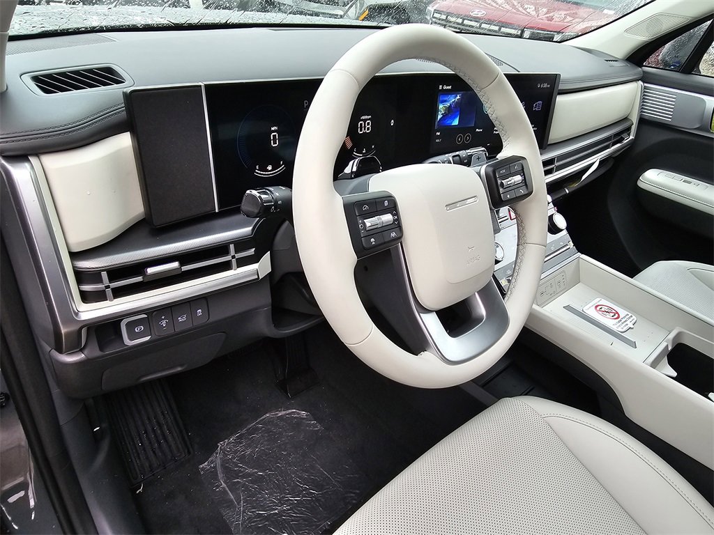 Used 2025 Hyundai Santa Fe SEL image 22