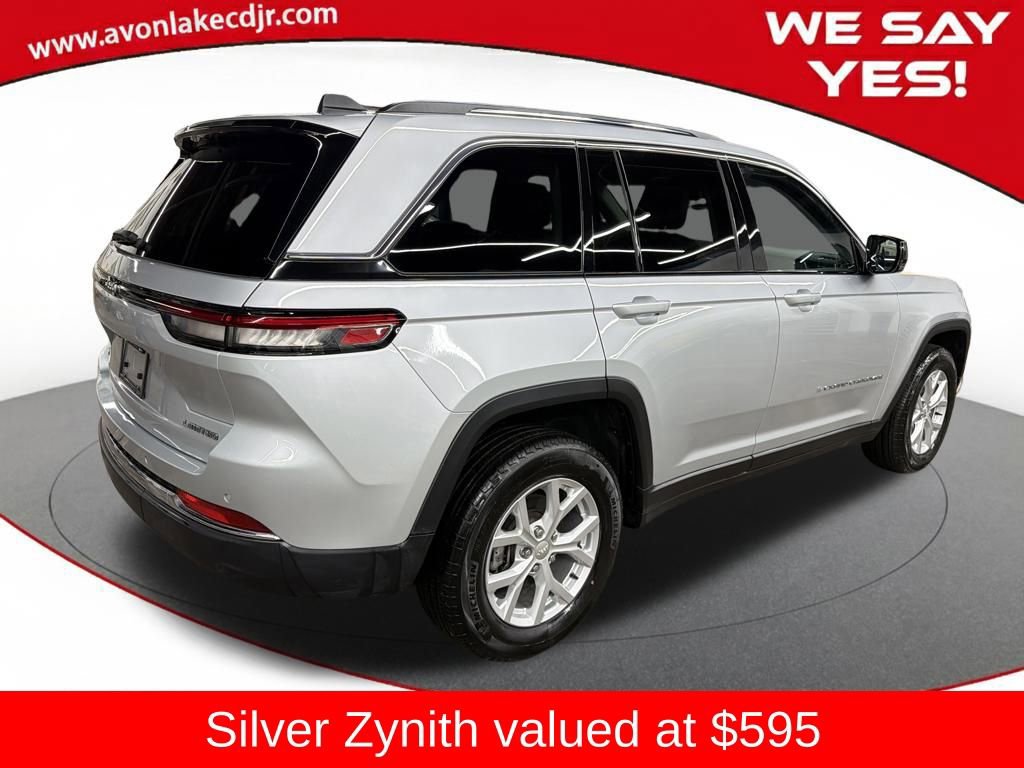 Used 2023 Jeep Grand Cherokee Limited w/ Trailer Tow Prep Group (B) image 5