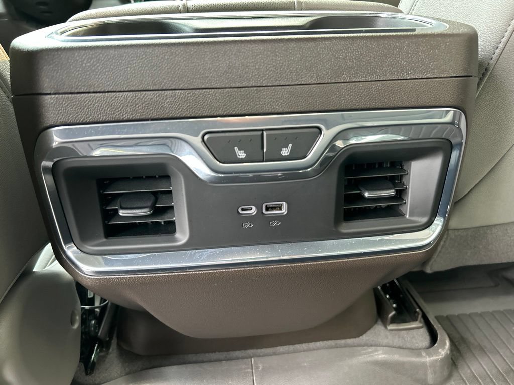 Used 2023 Chevrolet Silverado 1500 LTZ w/ Technology Package AWD/4WD image 29