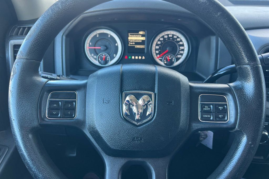 Used 2013 RAM 2500 Tradesman w/ Chrome Appearance Group image 17