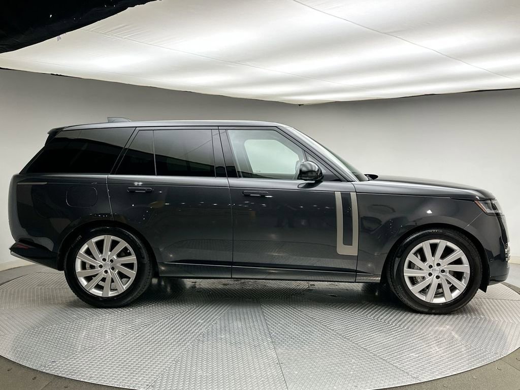 Certified 2025 Land Rover Range Rover SE AWD/4WD image 14