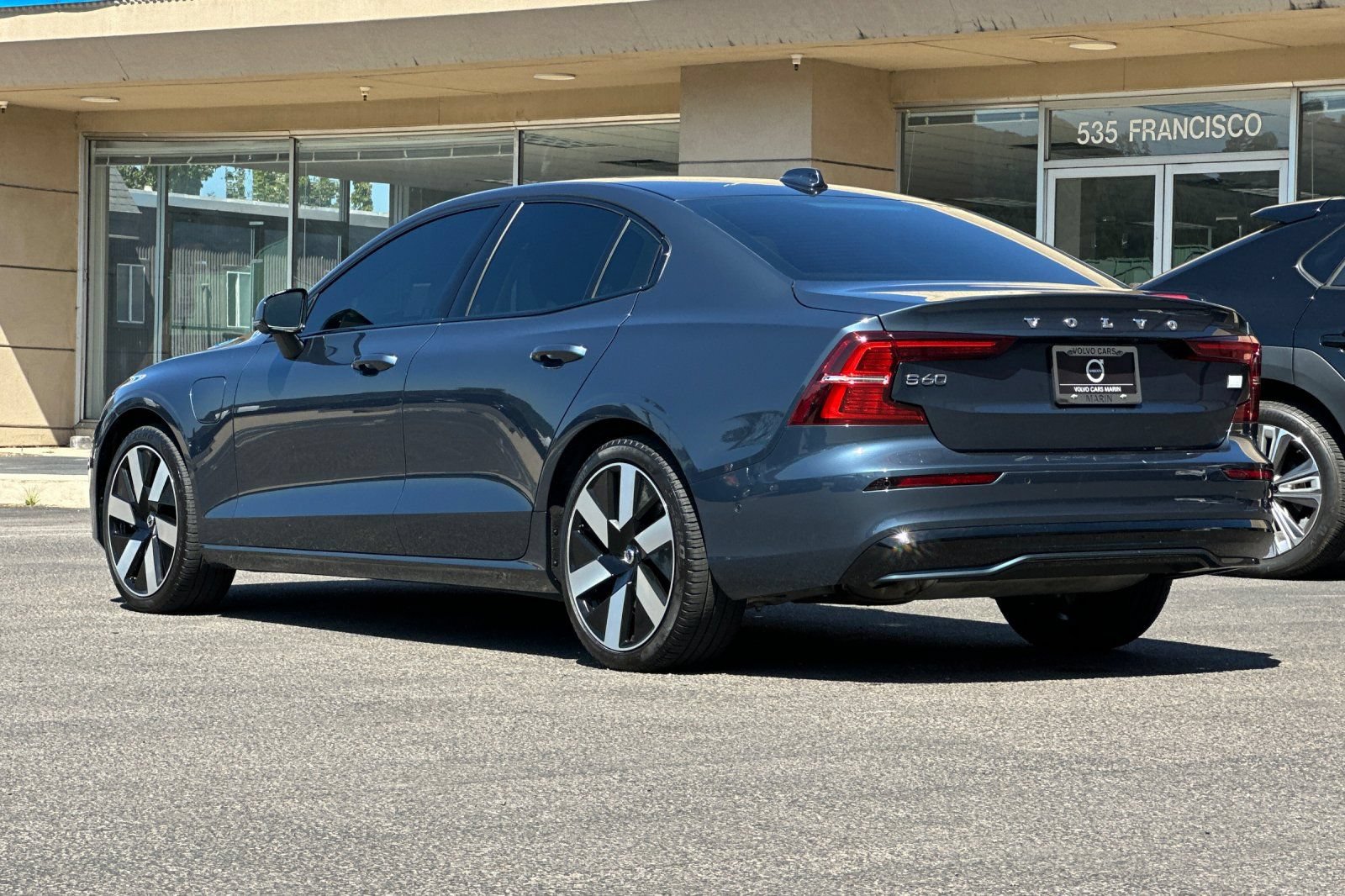 Certified 2024 Volvo S60 T8 Ultimate w/ Climate Package AWD/4WD image 7