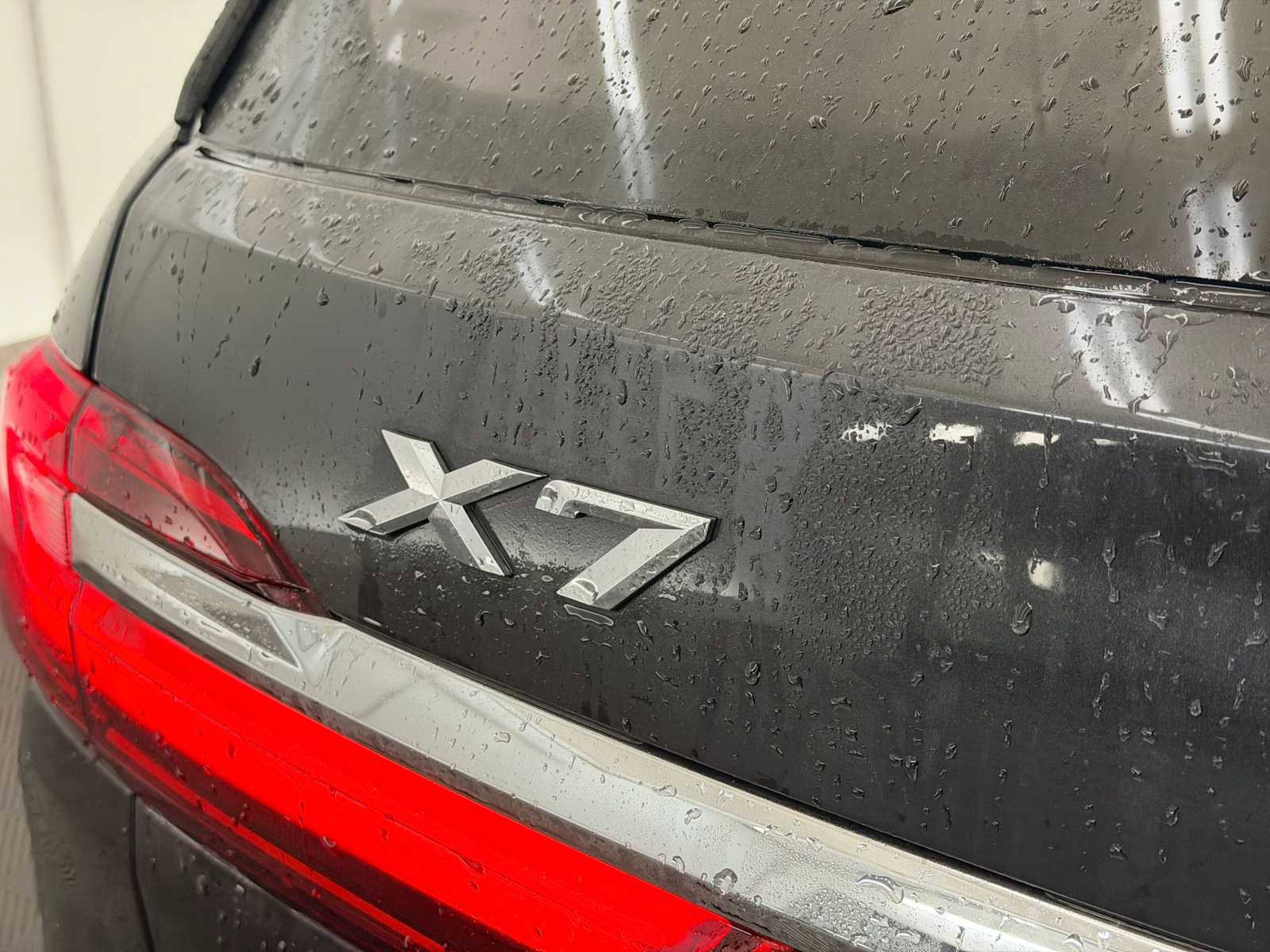 Used 2022 BMW X7 xDrive40i w/ Executive Package image 12