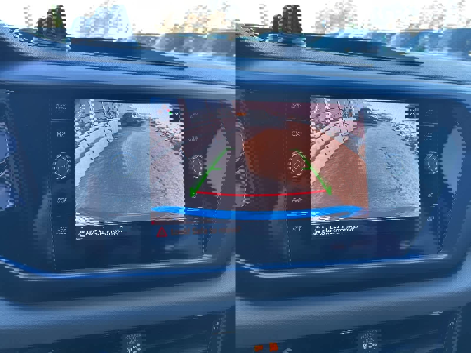 Used 2022 Volkswagen Taos SE image 36