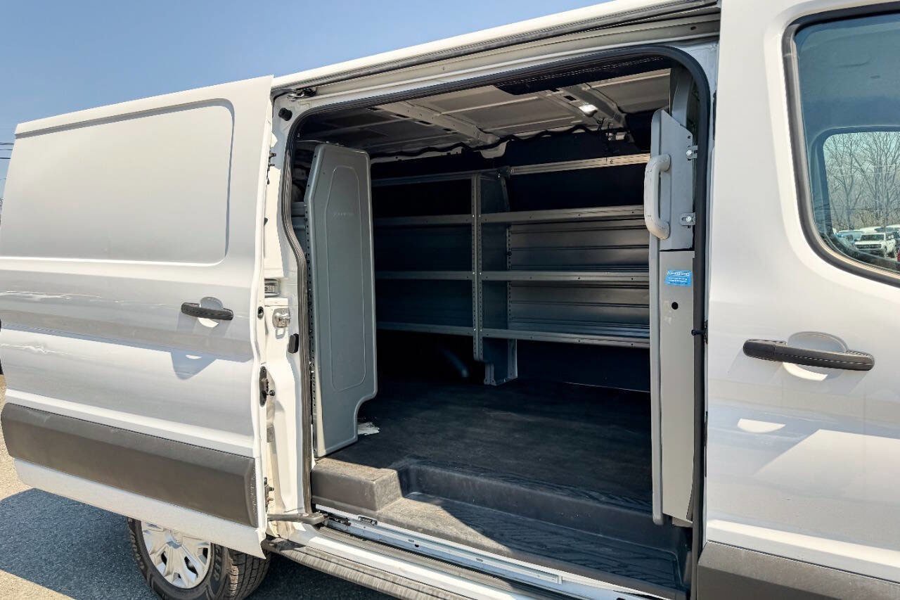 Used 2022 Ford E-Transit Low Roof w/ Load Area Protection Package RWD image 12