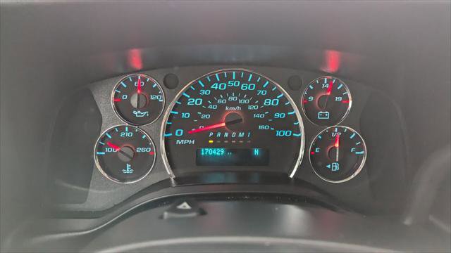 Used 2024 Chevrolet Express 2500 w/ Driver Convenience Package RWD image 22