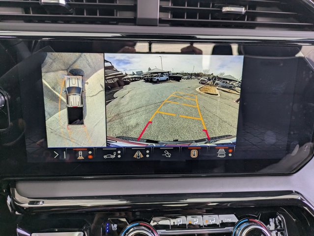 Used 2026 GMC Sierra 2500 AT4X image 11