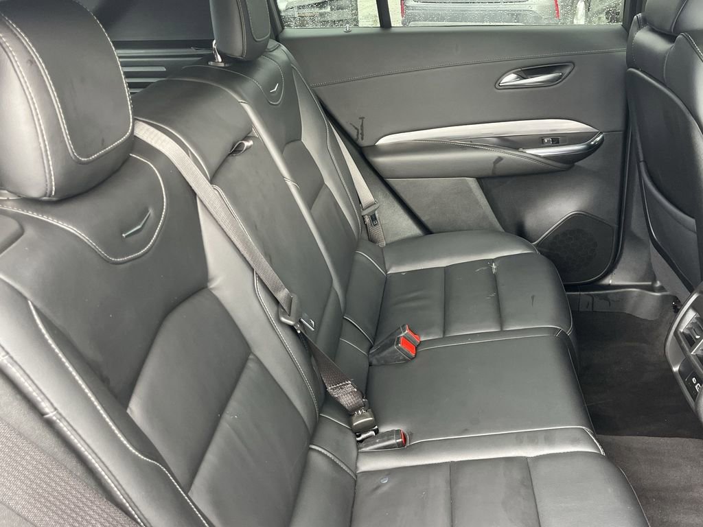 Used 2024 Cadillac XT4 Premium Luxury image 19