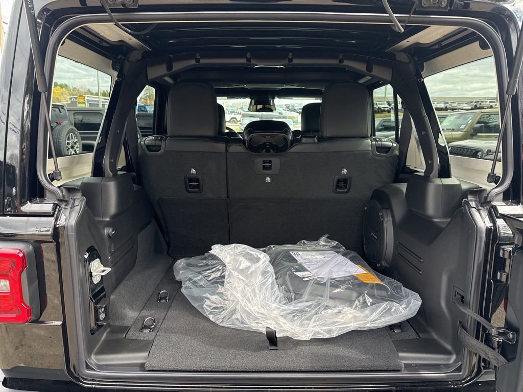 New 2026 Jeep Wrangler Sahara image 25