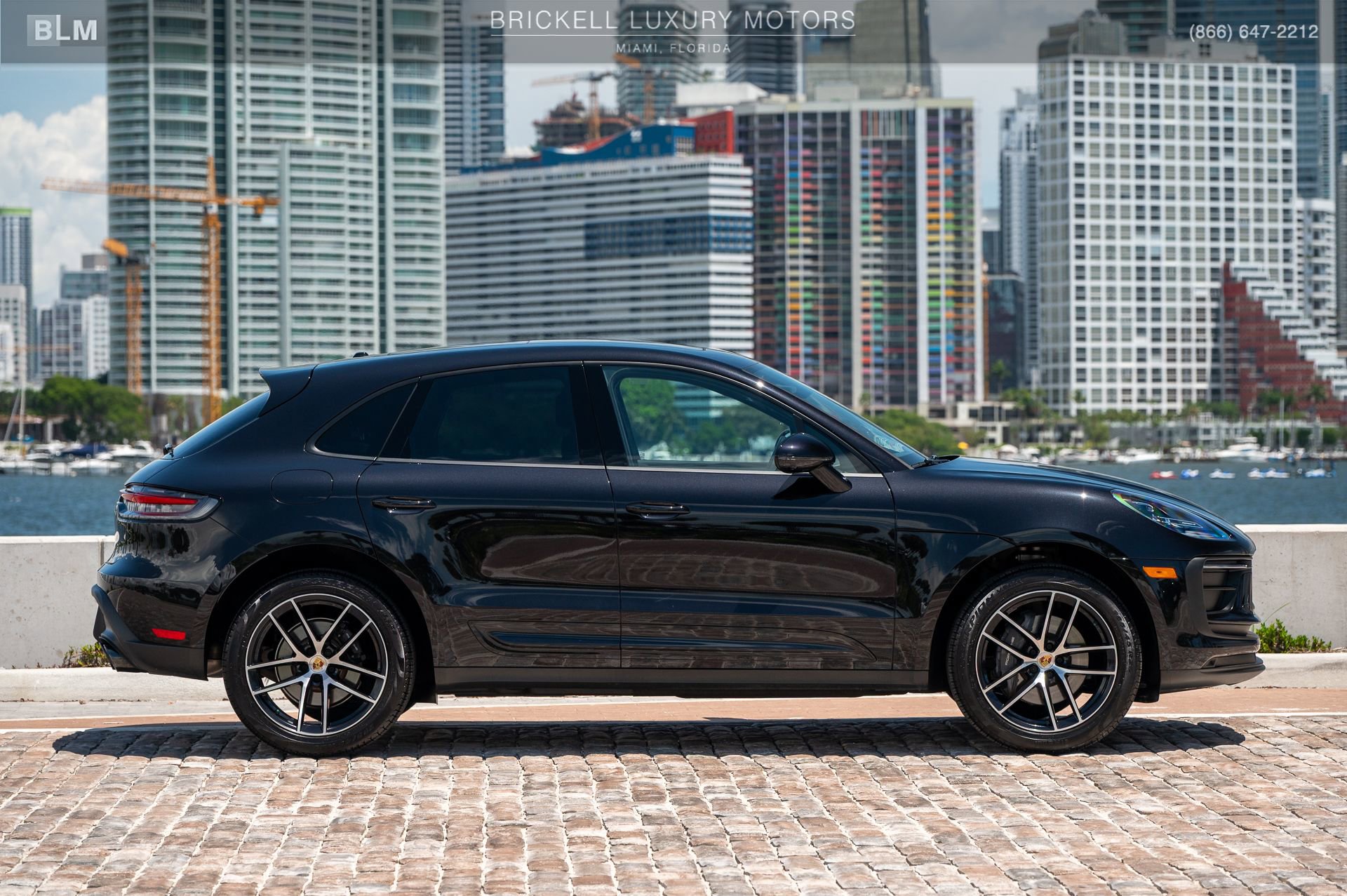 Used 2024 Porsche Macan image 7