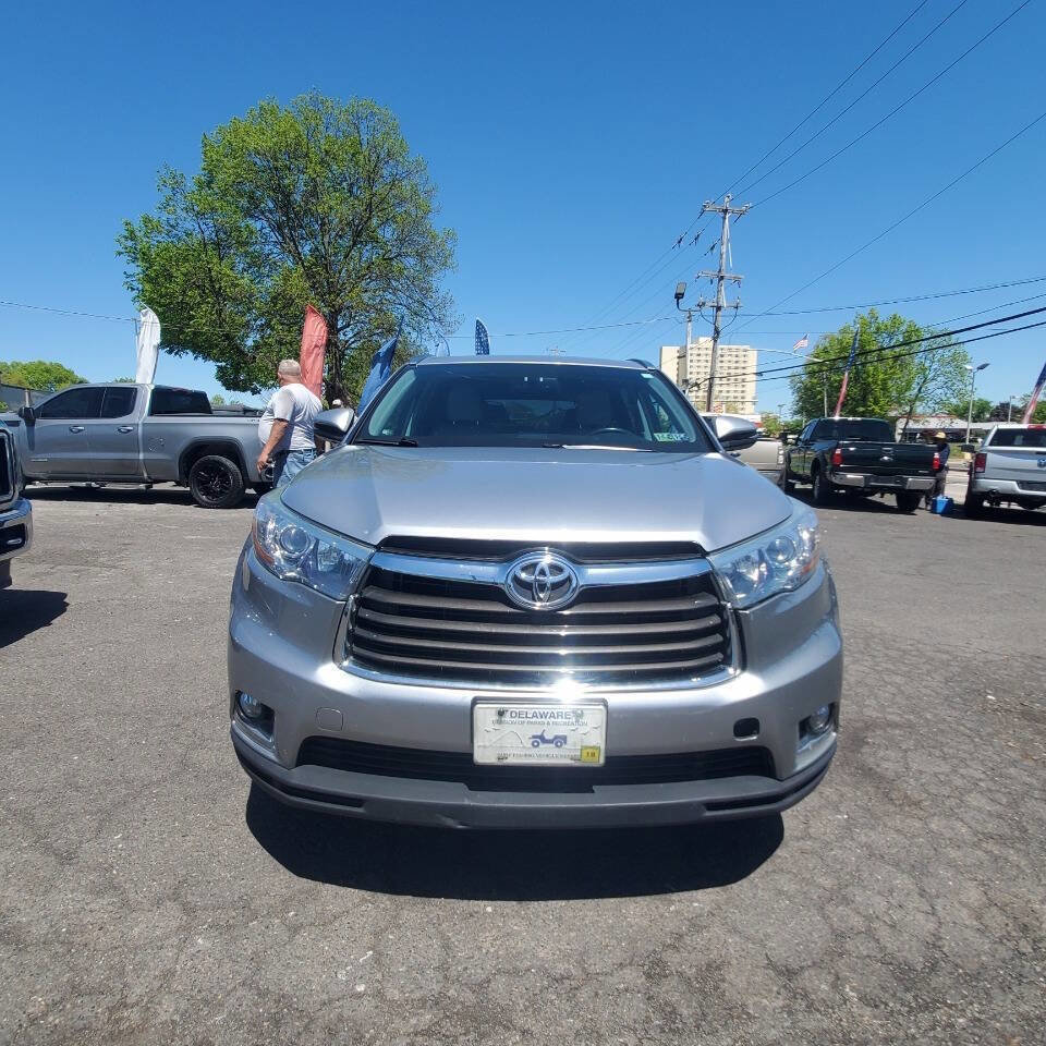 Used 2015 Toyota Highlander Limited AWD/4WD image 8