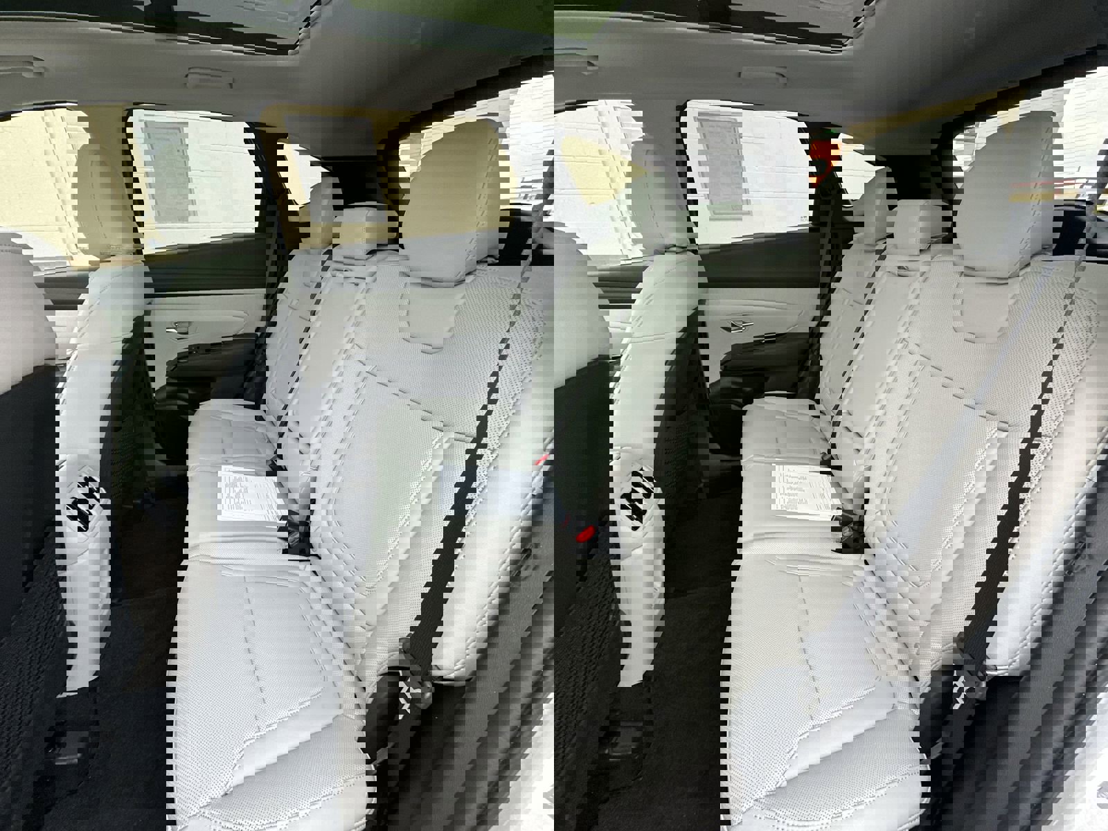 Used 2025 Hyundai Tucson Limited image 26