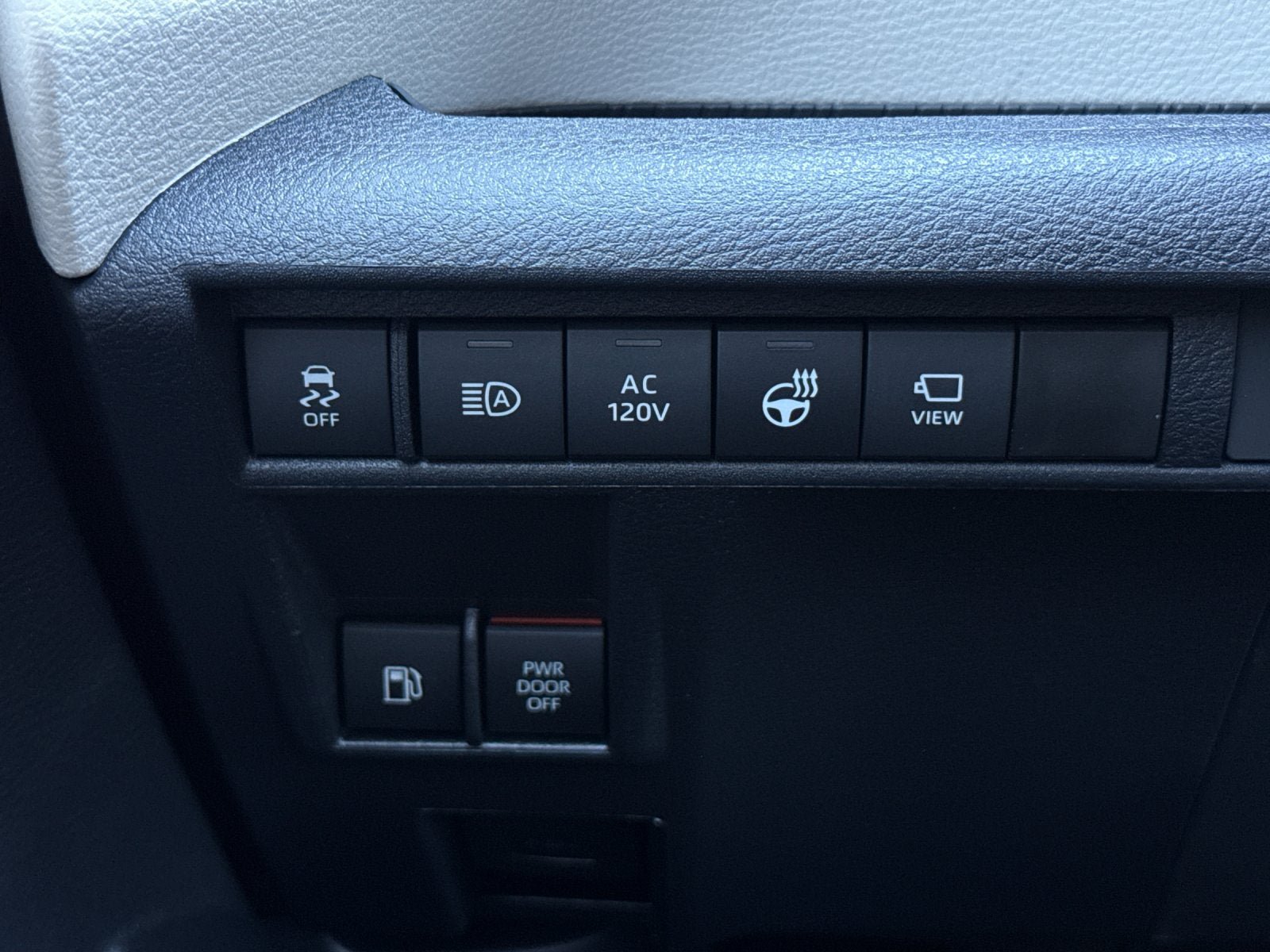 New 2026 Toyota Sienna Platinum AWD/4WD image 29