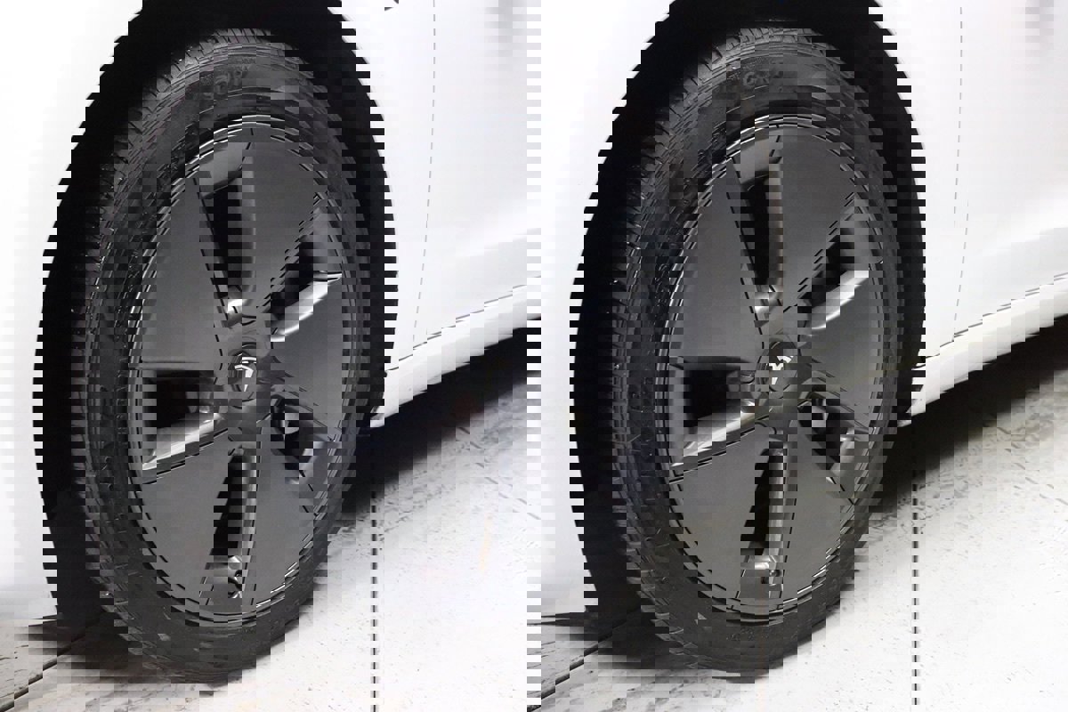 Used 2021 Tesla Model 3 Long Range image 6