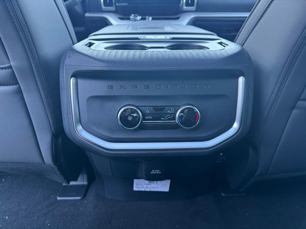 New 2026 Ford Expedition Max Active AWD/4WD image 12